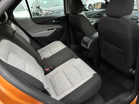 Used 2018 Chevrolet Equinox LS image 17