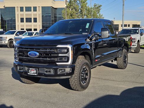 Used 2026 Ford F350 Platinum w/ Tremor Off-Road Package AWD/4WD image 10