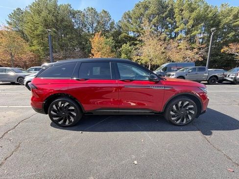 New 2026 Lincoln Nautilus Reserve w/ Jet Appearance Package image 6