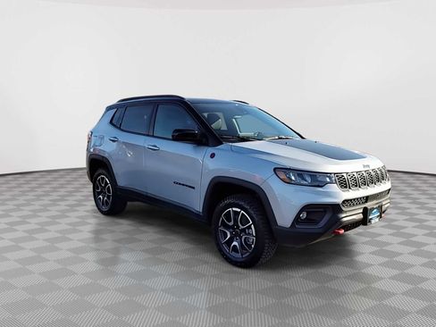 New 2026 Jeep Compass Trailhawk w/ Sun, Sound & Navigation Group image 2