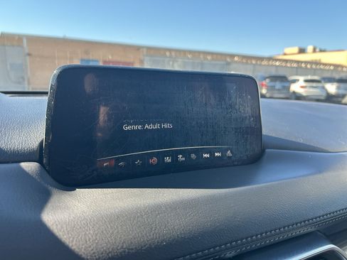 Used 2018 MAZDA CX-5 Grand Touring w/ Premium Package image 11