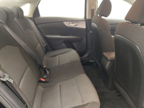 Used 2024 Kia Forte LXS FWD image 19