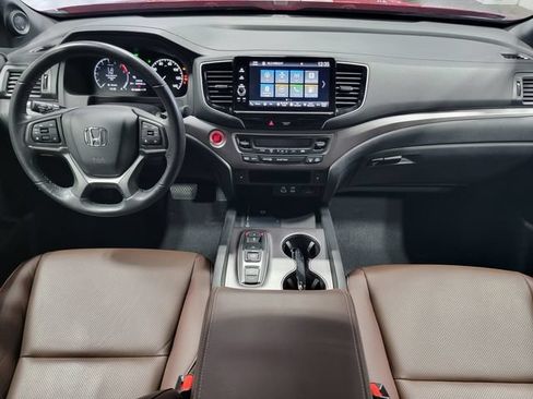 Certified 2024 Honda Ridgeline RTL image 18