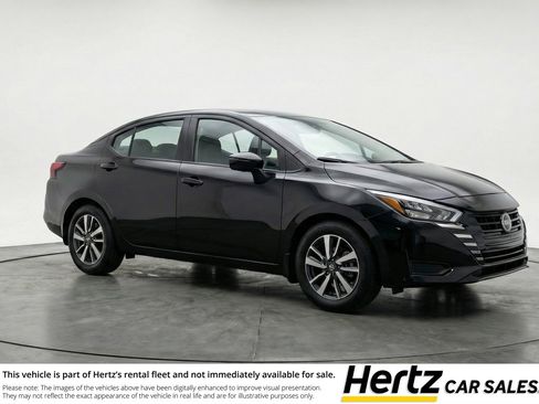 Used 2025 Nissan Versa SV image 1