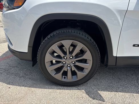 Certified 2021 Jeep Cherokee Latitude Lux 80th Anniv w/ Quick Order Package 26U 80TH AWD/4WD image 39