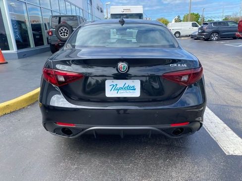 Used 2022 Alfa Romeo Giulia Sprint image 8