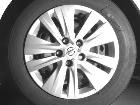 Used 2025 Nissan Sentra S FWD image 14