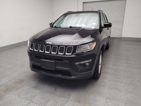Used 2020 Jeep Compass Latitude w/ Popular Equipment Group AWD/4WD image 15