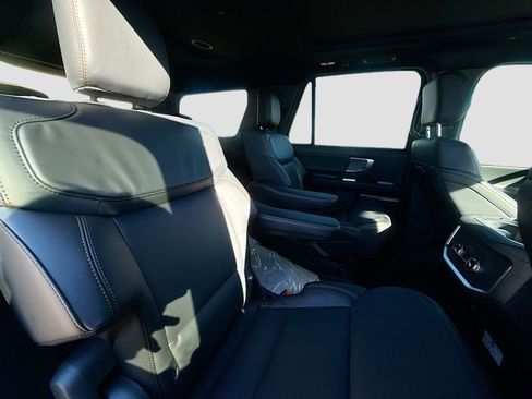 New 2025 Ford Expedition Tremor image 34