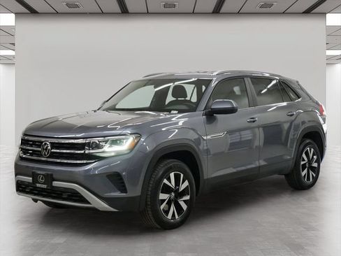 Used 2020 Volkswagen Atlas Cross Sport SE AWD/4WD image 2