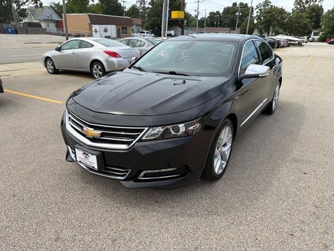 Used 2017 Chevrolet Impala Premier FWD image 4