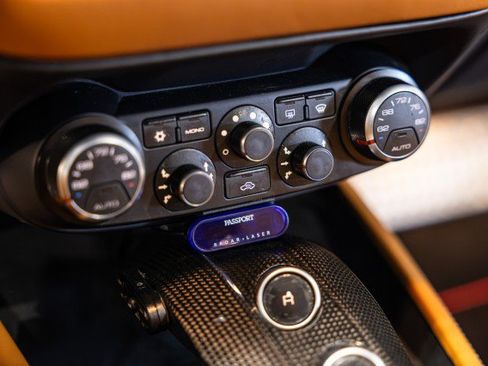 Used 2015 Ferrari California T RWD image 41