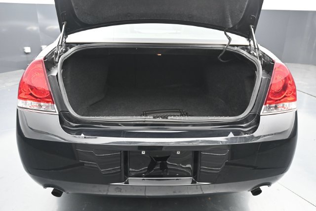 Used 2014 Chevrolet Impala LT w/ LT Sunroof Package FWD image 9