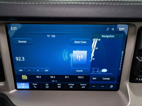 Used 2025 Ford Bronco Outer Banks AWD/4WD image 18