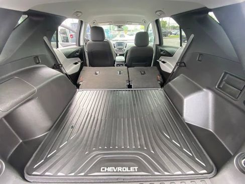 Used 2022 Chevrolet Equinox LT image 29