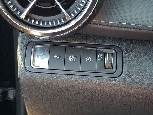 Used 2025 Chevrolet Equinox LT AWD/4WD image 29