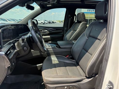 Used 2022 Cadillac Escalade ESV Sport image 12