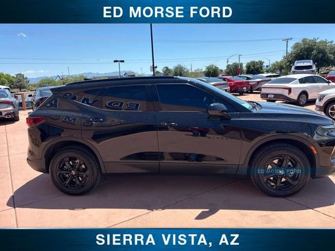 Used 2023 Chevrolet Blazer LT w/ Midnight/Sport Edition FWD image 11