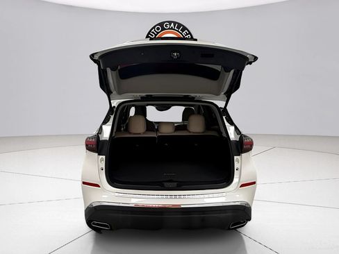 Used 2020 Nissan Murano SL w/ Moonroof Package AWD/4WD image 9