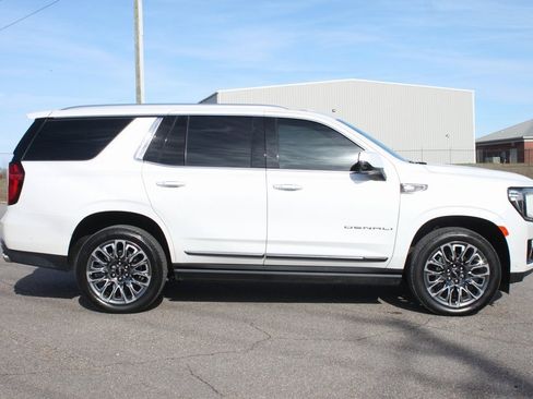 Used 2024 GMC Yukon Denali Ultimate image 21