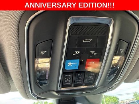 Used 2023 Jeep Grand Cherokee 30th Anniversary AWD/4WD image 30