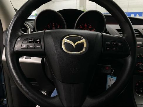 Used 2010 MAZDA MAZDA3 i Touring FWD image 21