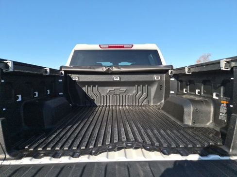 Certified 2025 Chevrolet Silverado 1500 LT image 8