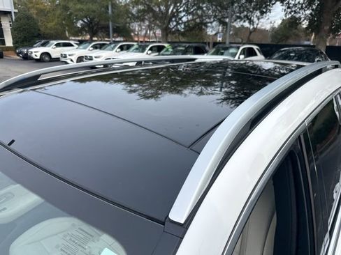 Used 2025 Mercedes-Benz GLS 450 4MATIC image 12