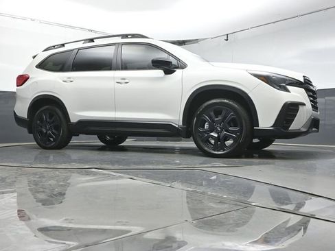 Certified 2025 Subaru Ascent Bronze Edition w/ Onyx Package AWD/4WD image 38