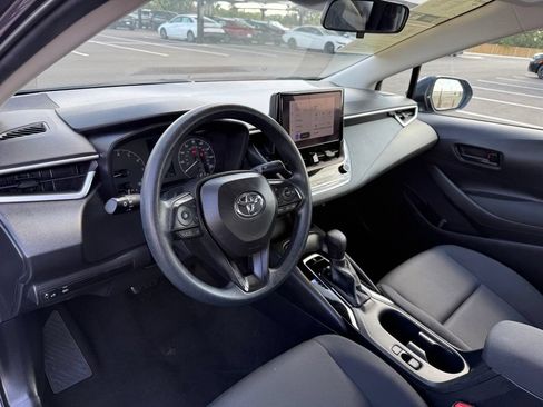 Used 2024 Toyota Corolla LE FWD image 13