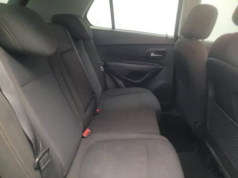 Used 2020 Chevrolet Trax LS w/ Tint and Cruise Package FWD image 19