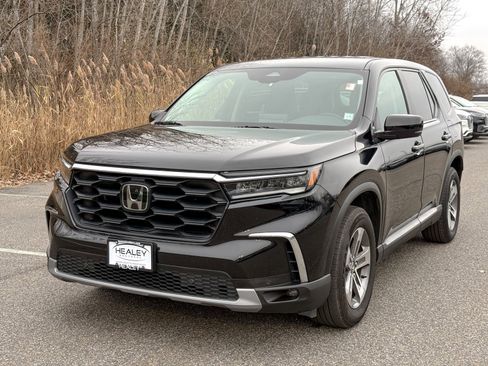 Used 2023 Honda Pilot EX-L image 3