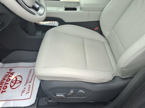 Used 2024 Hyundai Santa Fe SEL AWD/4WD image 13