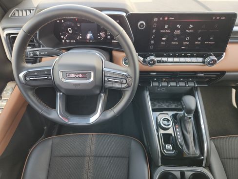 Used 2024 GMC Canyon AT4 w/ Canyon Safety Plus Package AWD/4WD image 28