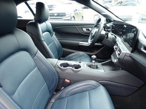 Certified 2025 Ford Mustang GT Premium image 9