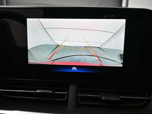 Used 2024 Chevrolet Trax ACTIV image 8