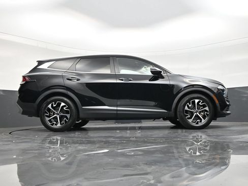 Used 2025 Kia Sportage EX FWD image 22