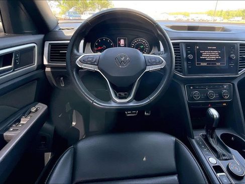 Used 2021 Volkswagen Atlas Cross Sport SE w/ Panoramic Sunroof Package AWD/4WD image 8