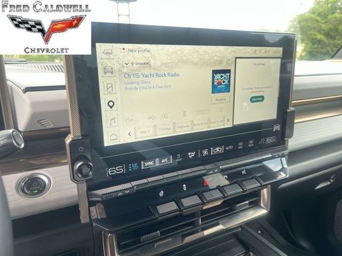 Used 2025 GMC Hummer EV 3X AWD/4WD image 19