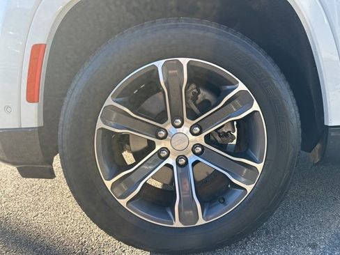 Used 2022 Jeep Grand Wagoneer Series I image 7