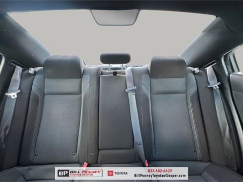 Used 2020 Dodge Charger SXT w/ Blacktop Package image 17