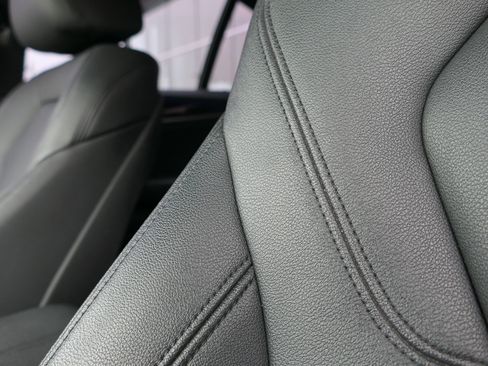 Used 2020 BMW 530i w/ Premium Package image 13