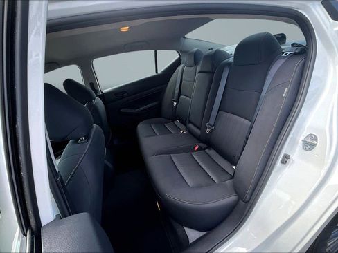 Used 2025 Nissan Altima 2.5 SV FWD image 22