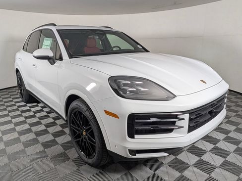New 2026 Porsche Cayenne AWD/4WD image 9