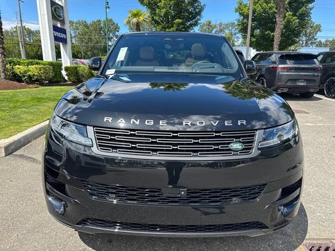 New 2026 Land Rover Range Rover Sport SE AWD/4WD image 9