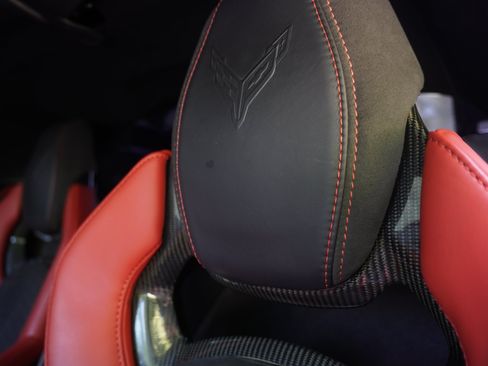 Used 2023 Chevrolet Corvette Stingray Preferred Cpe w/ Z51 Performance Package RWD image 16