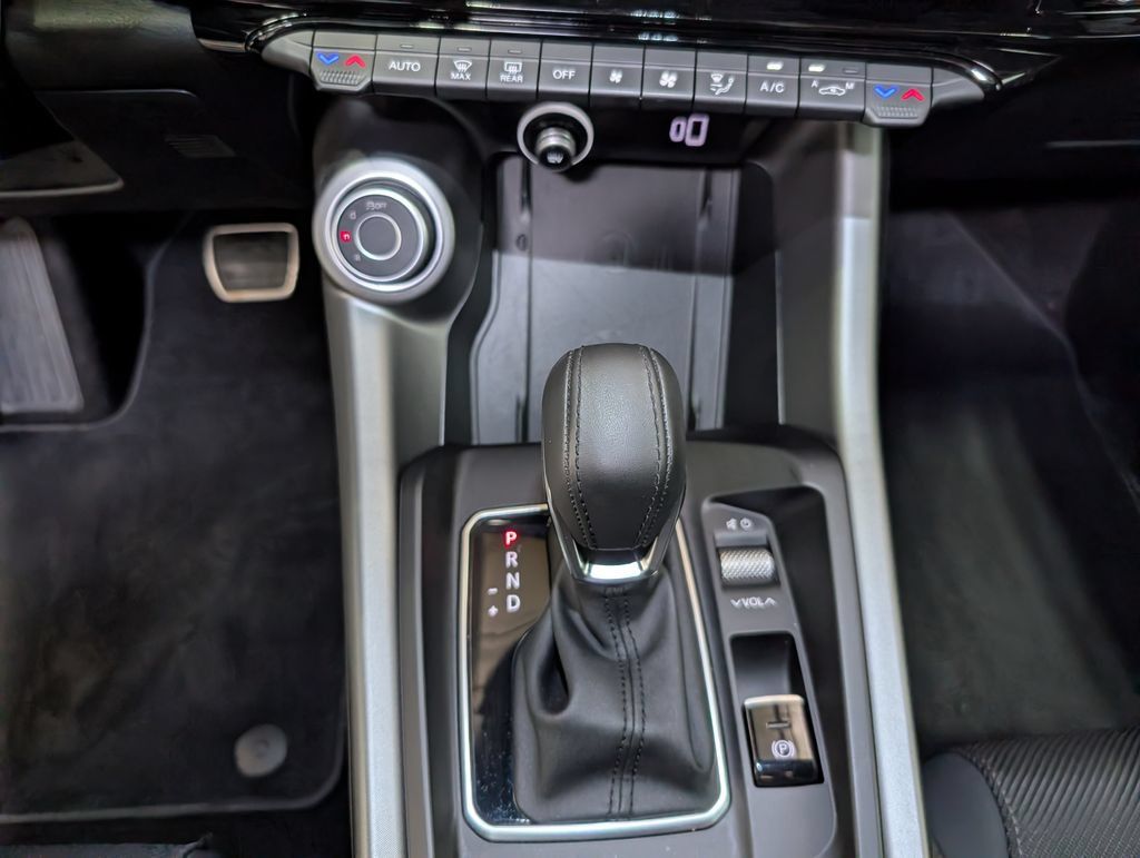 Used 2024 Alfa Romeo Tonale Ti w/ Active Assist Package AWD/4WD image 23