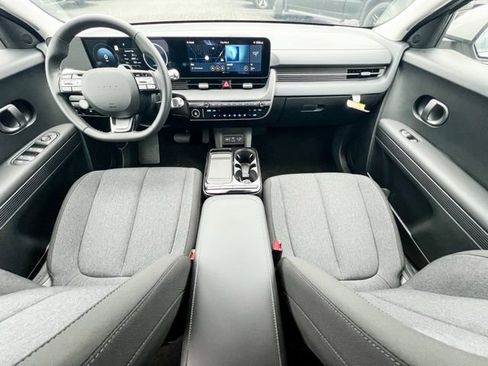 New 2026 Hyundai Ioniq 5 SE image 12