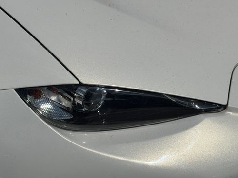 Used 2016 MAZDA MX-5 Miata Grand Touring RWD image 31