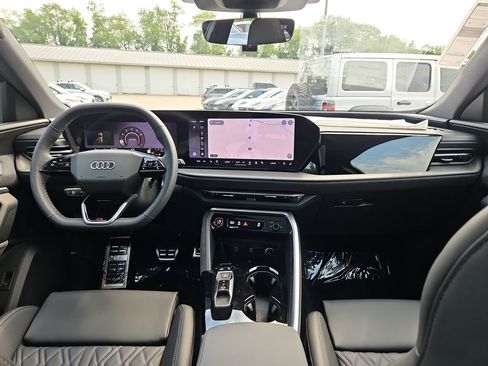 New 2026 Audi SQ5 Premium Plus AWD/4WD image 5